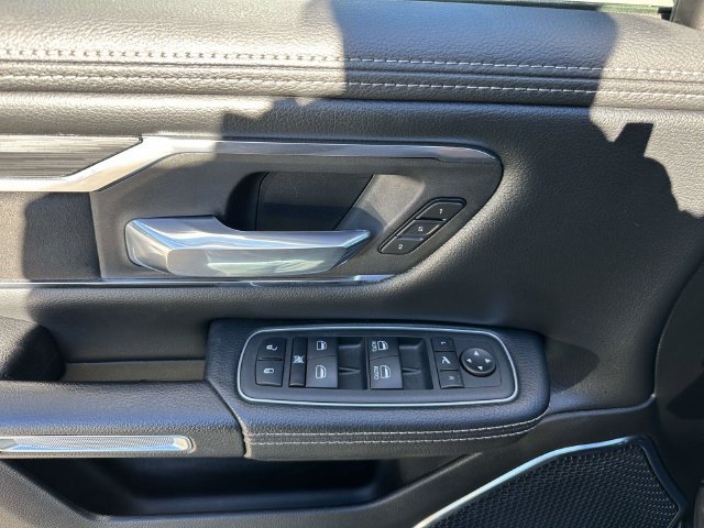 Used 2024 RAM 1500 Laramie AWD/4WD image 15