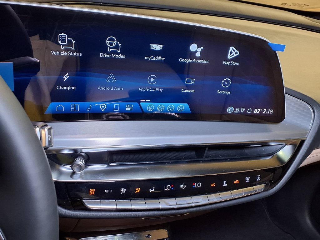 New 2026 Cadillac Lyriq Signature Luxury w/ Nappa Leather Package RWD image 18