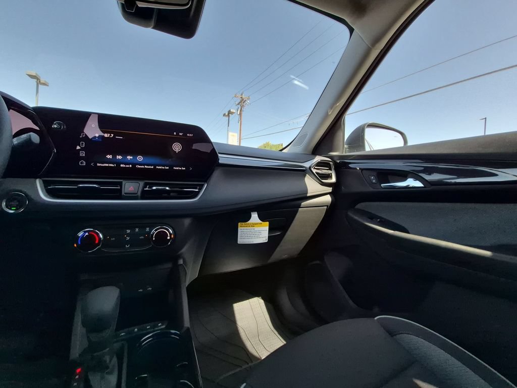New 2026 Chevrolet TrailBlazer LS w/ LS Convenience Package FWD image 3