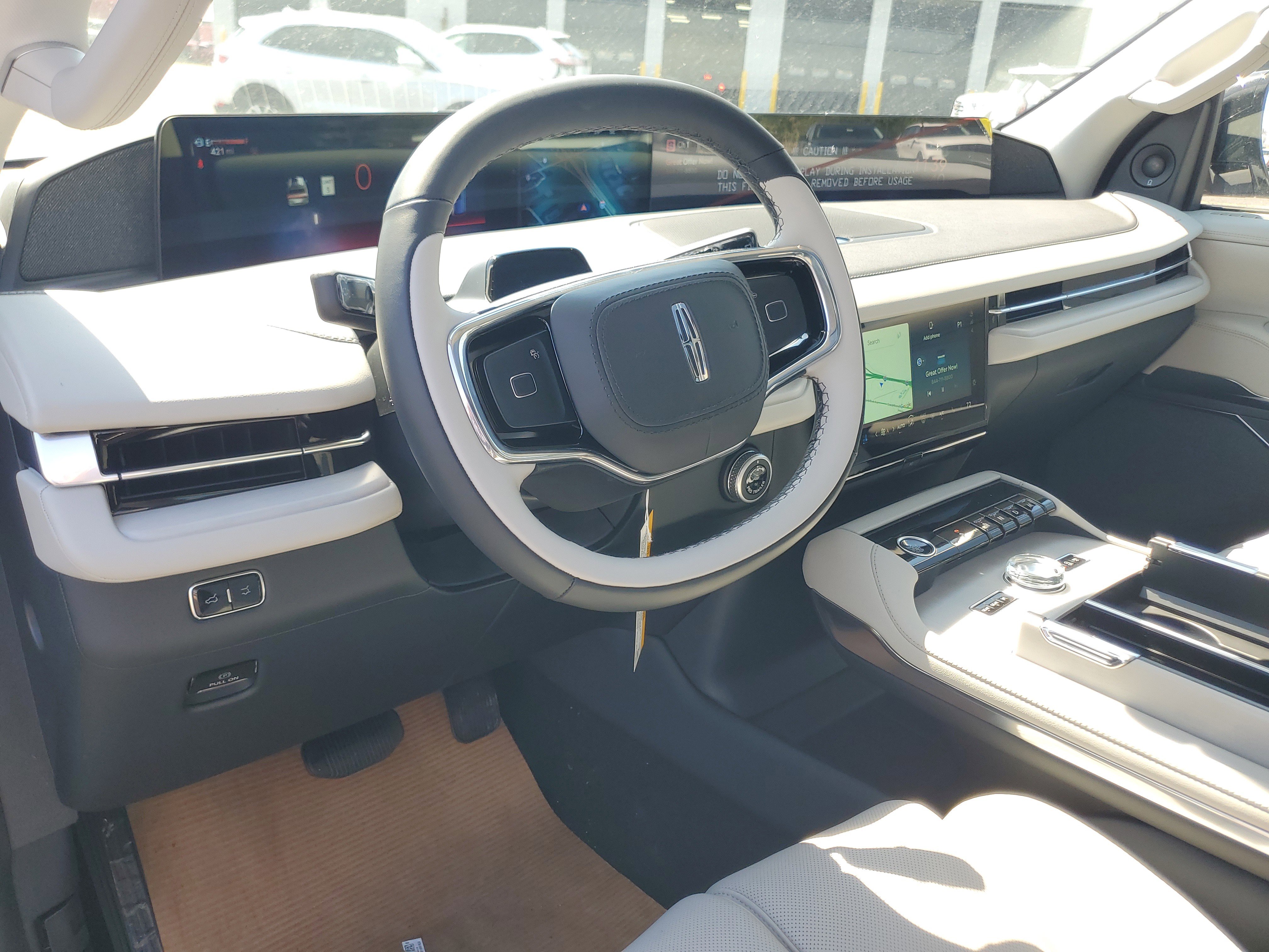 New 2026 Lincoln Navigator Reserve AWD/4WD image 14