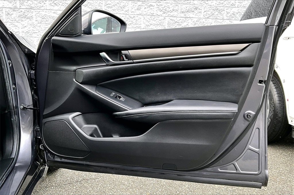 Used 2021 Honda Accord LX image 26