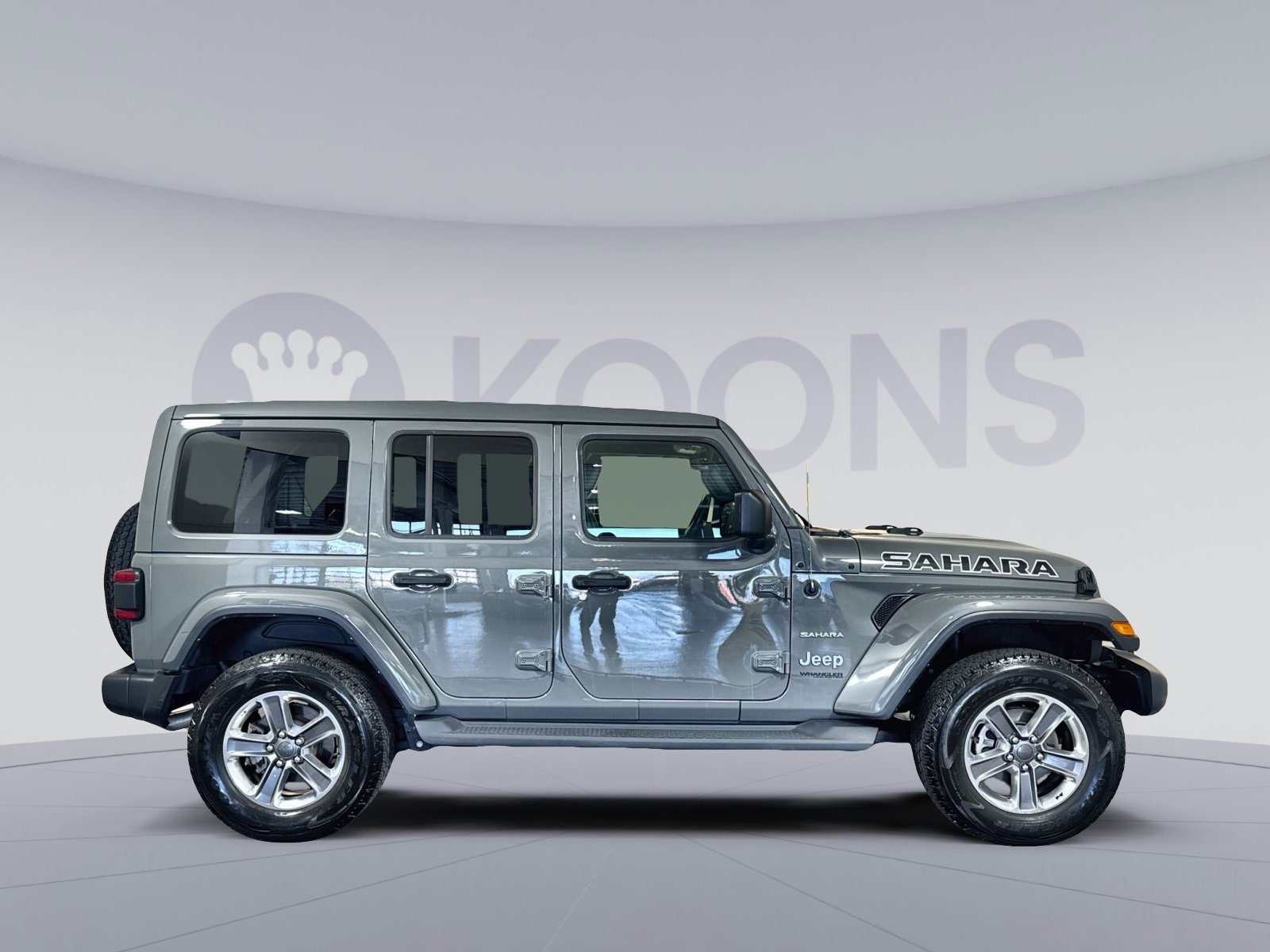 Used 2022 Jeep Wrangler Unlimited Sahara w/ LED Lighting Group image 8