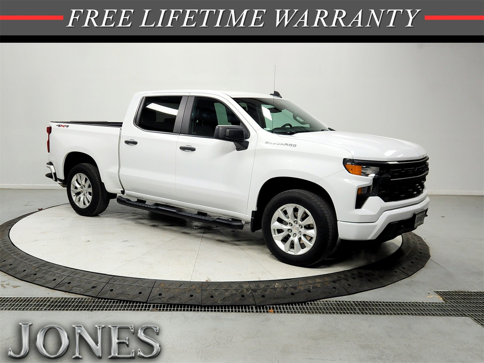 Used 2024 Chevrolet Silverado 1500 Custom