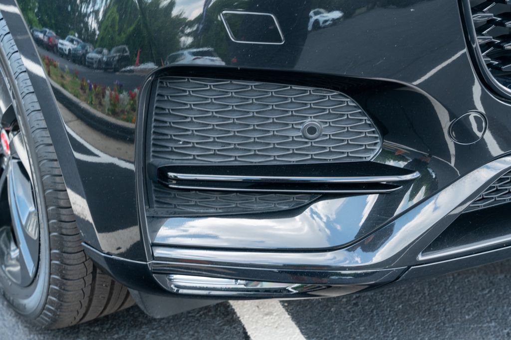 Used 2023 Jaguar F-PACE S AWD/4WD image 8