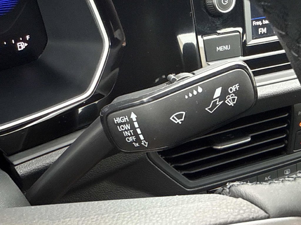 Used 2024 Volkswagen Jetta Sport FWD image 21