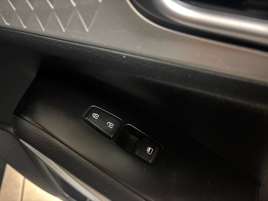 Used 2023 Kia Soul LX w/ LX Technology Package FWD image 25