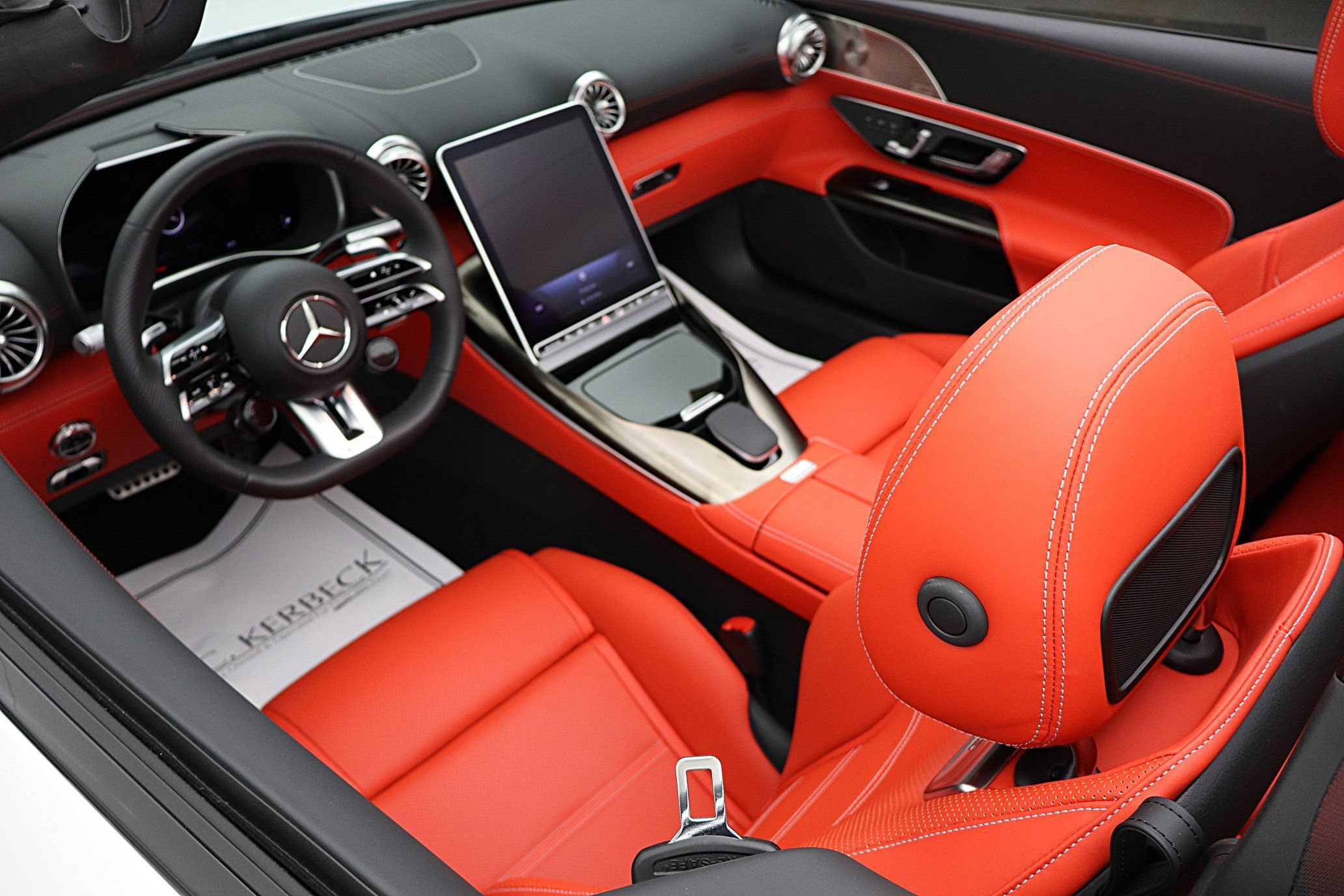 Used 2023 Mercedes-Benz SL 43 AMG image 28