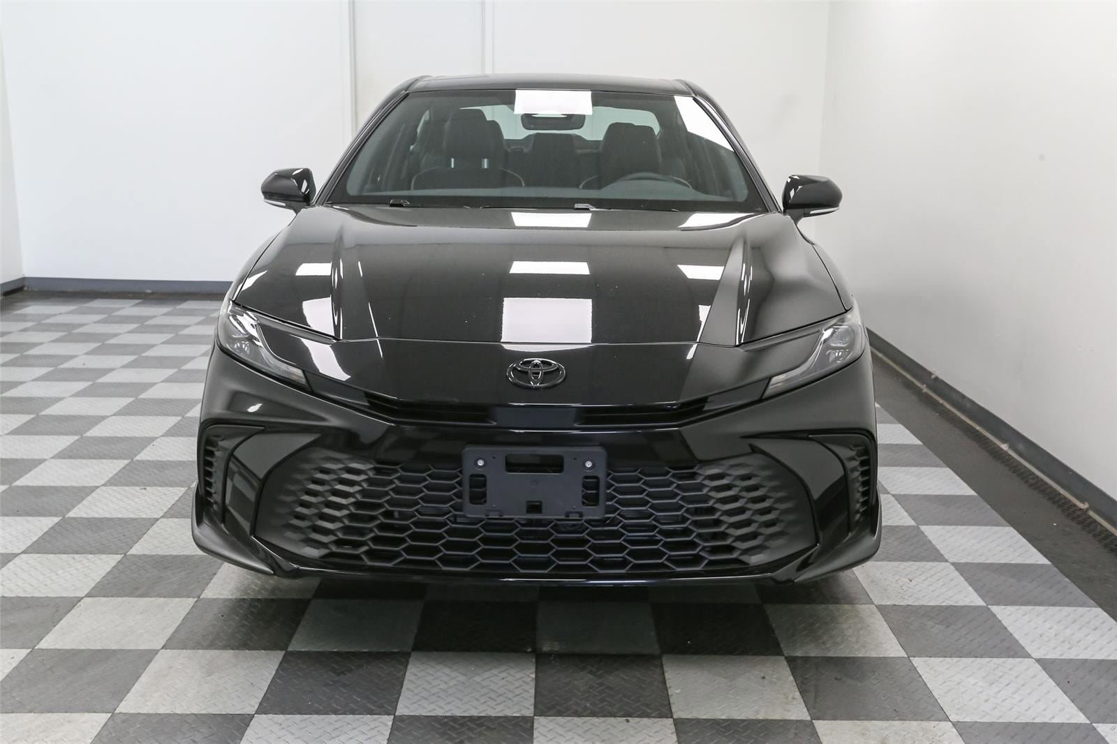 New 2026 Toyota Camry SE AWD/4WD image 3
