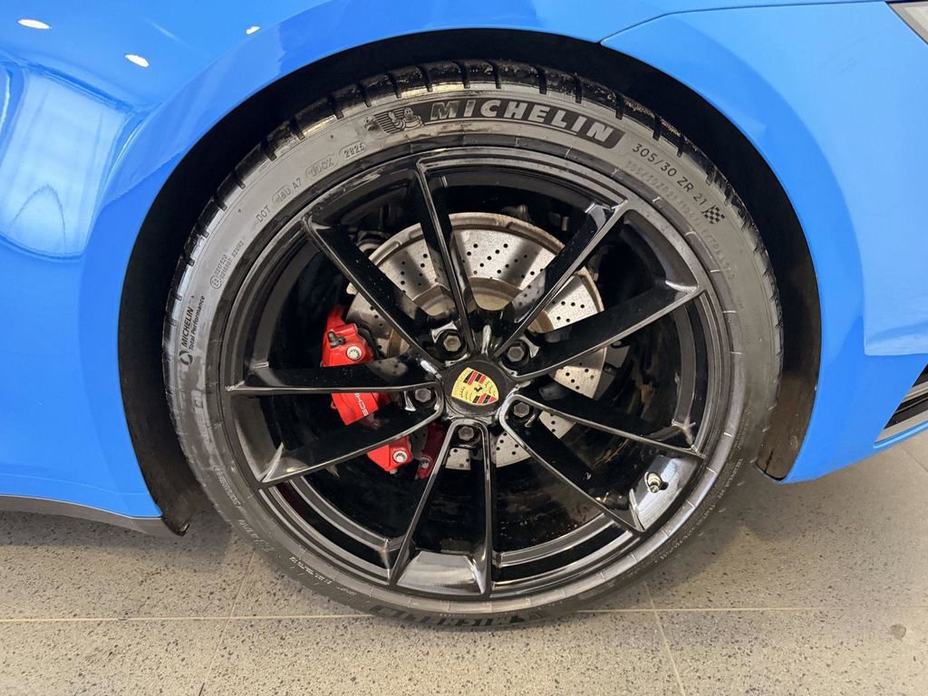 Certified 2023 Porsche 911 Targa 4S AWD/4WD image 12