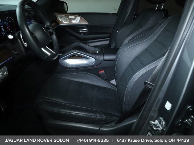 Used 2025 Mercedes-Benz GLS 450 4MATIC image 17