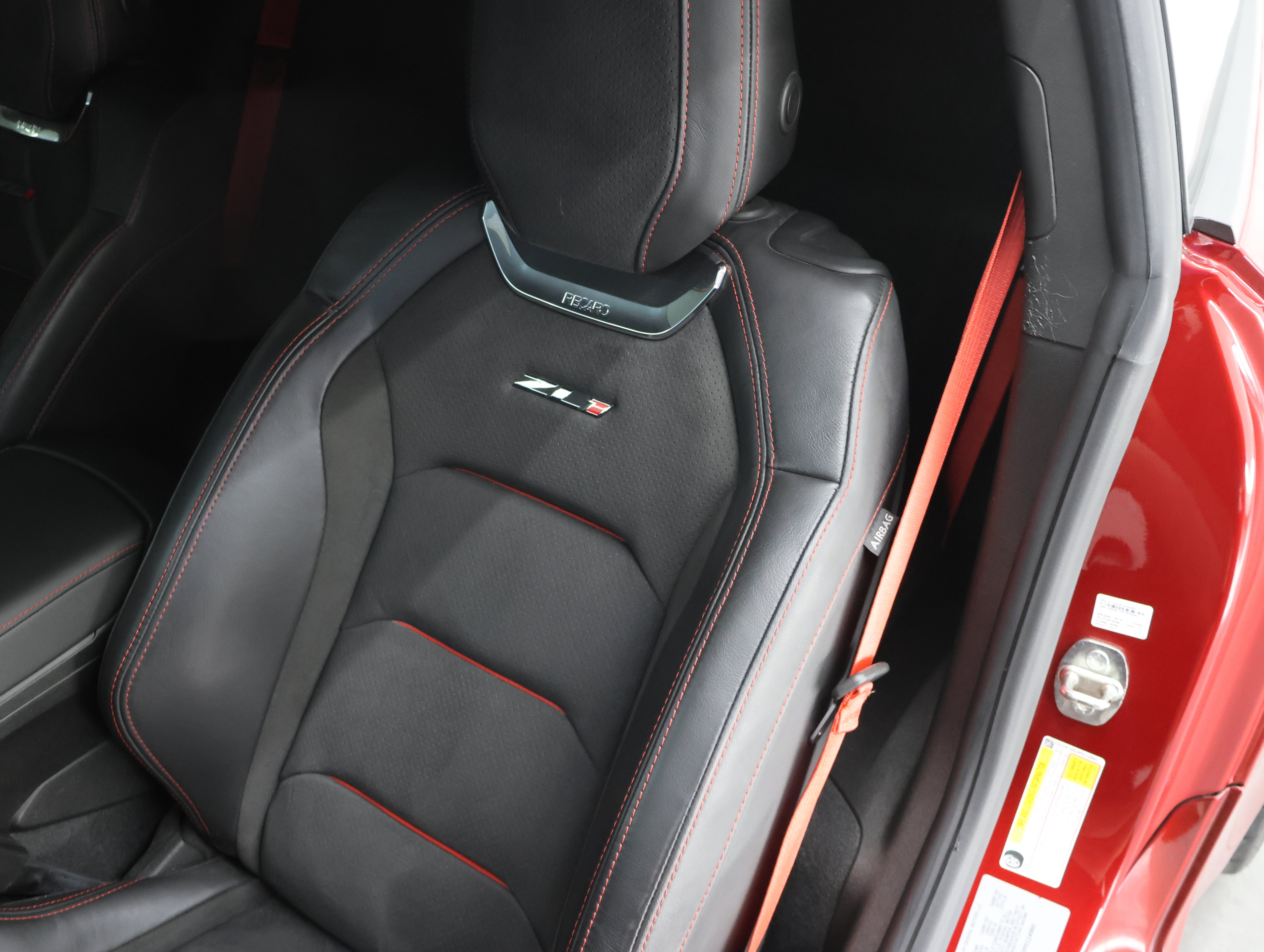 Used 2023 Chevrolet Camaro ZL1 RWD image 38