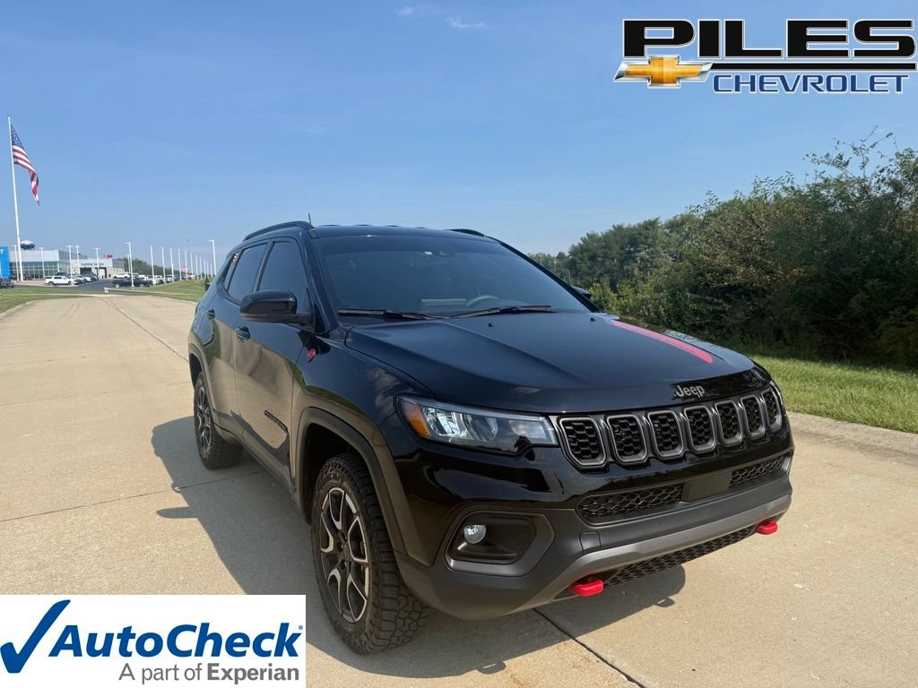 Used 2026 Jeep Compass Trailhawk AWD/4WD video 1