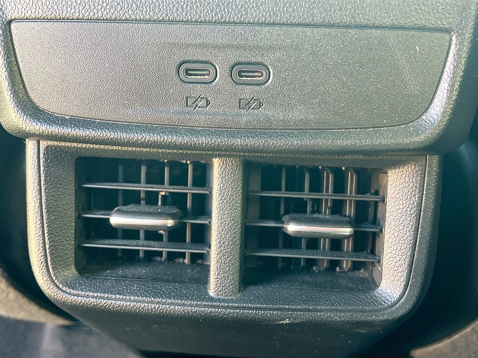 Used 2025 Chevrolet Equinox LT AWD/4WD image 25