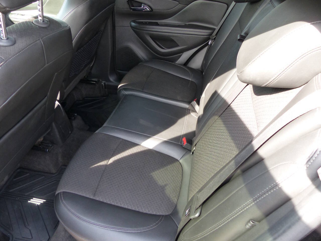 Used 2019 Buick Encore Preferred FWD image 16