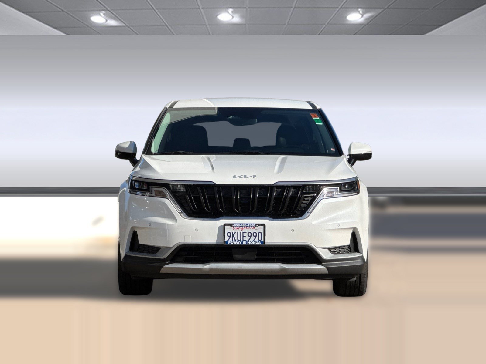 Used 2024 Kia Carnival EX FWD image 6