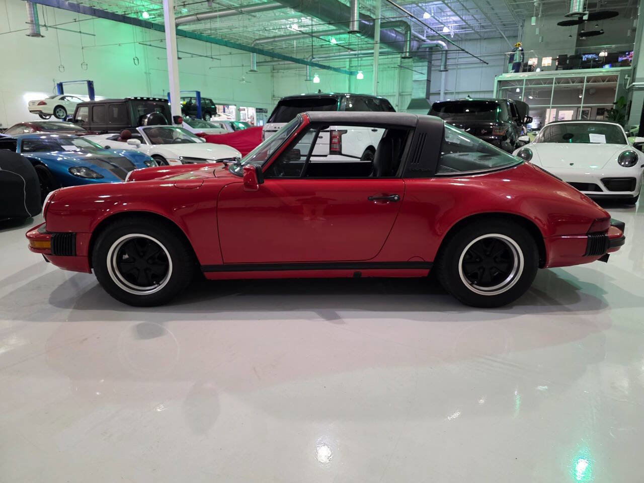 Used 1987 Porsche 911 Carrera RWD image 27