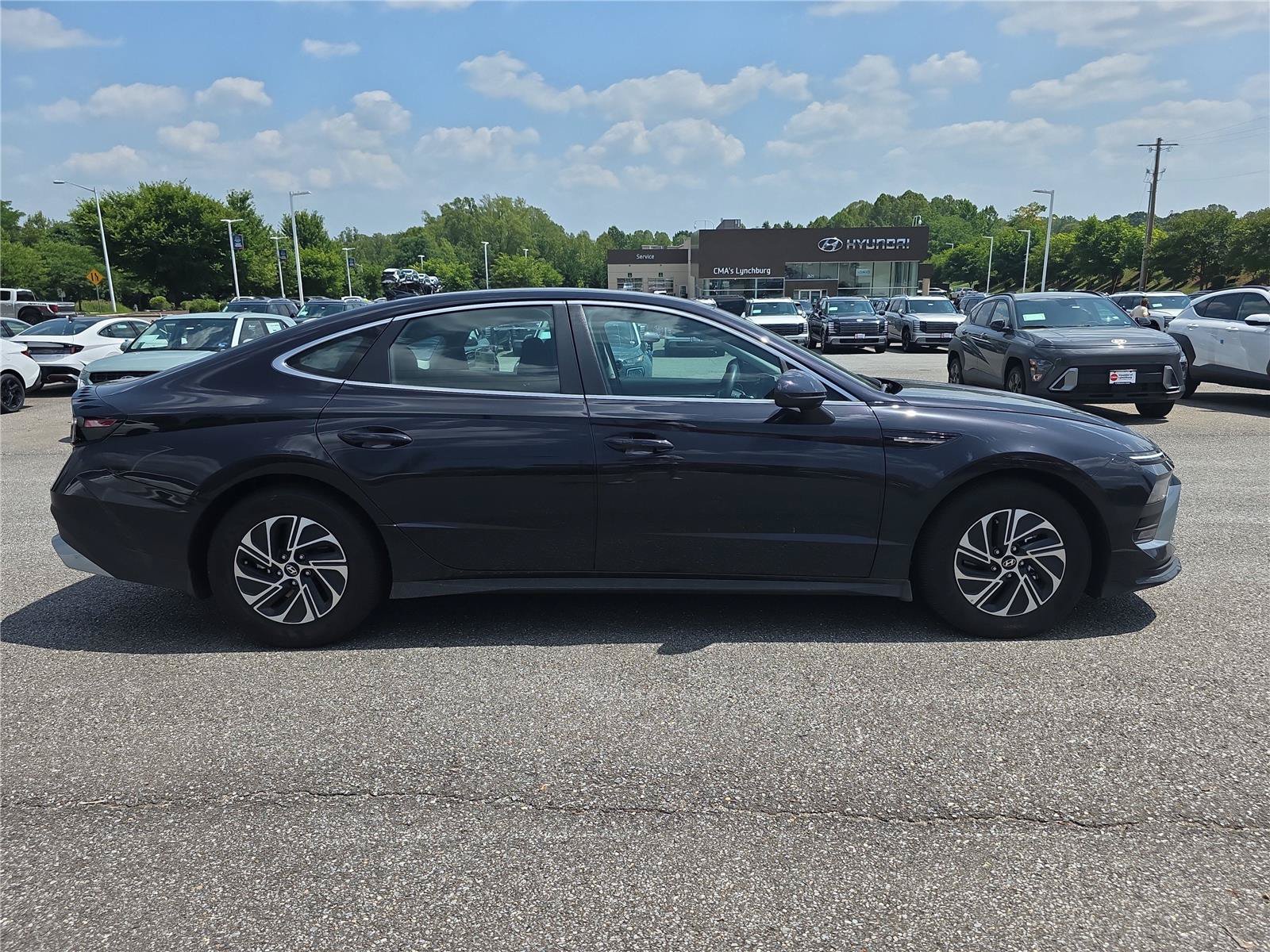 Certified 2026 Hyundai Sonata Blue FWD image 3