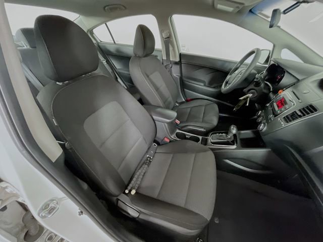 Used 2017 Kia Forte LX FWD image 25