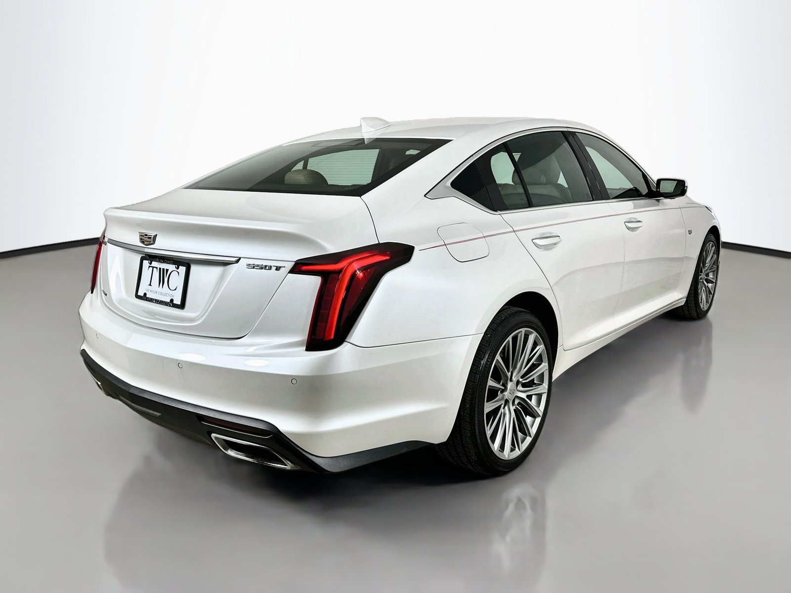 Used 2023 Cadillac CT5 Premium Luxury AWD/4WD image 5