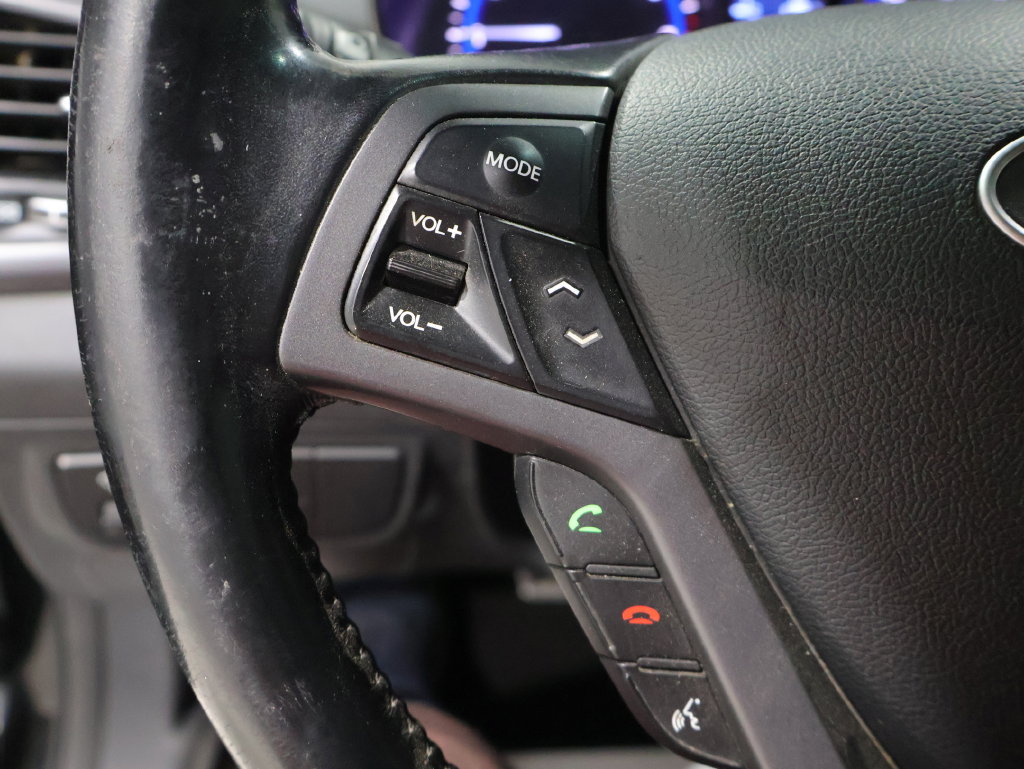 Used 2014 Hyundai Veloster Turbo FWD image 30