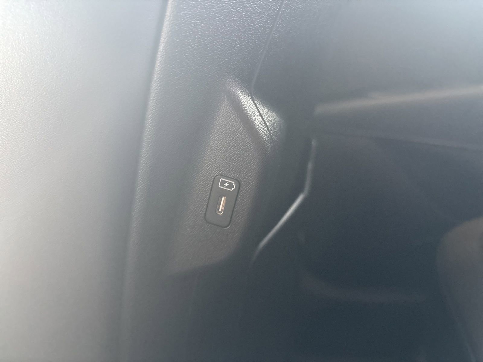 New 2025 Kia Niro EX image 15