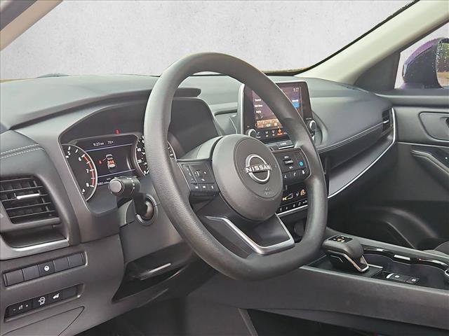 Used 2024 Nissan Rogue SV AWD/4WD image 10