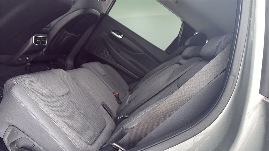 Used 2023 Hyundai Santa Fe SEL image 12