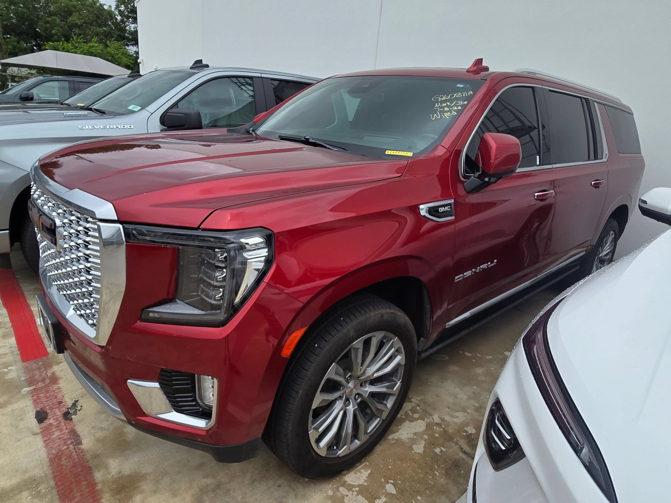 Certified 2023 GMC Yukon XL Denali AWD/4WD image 5