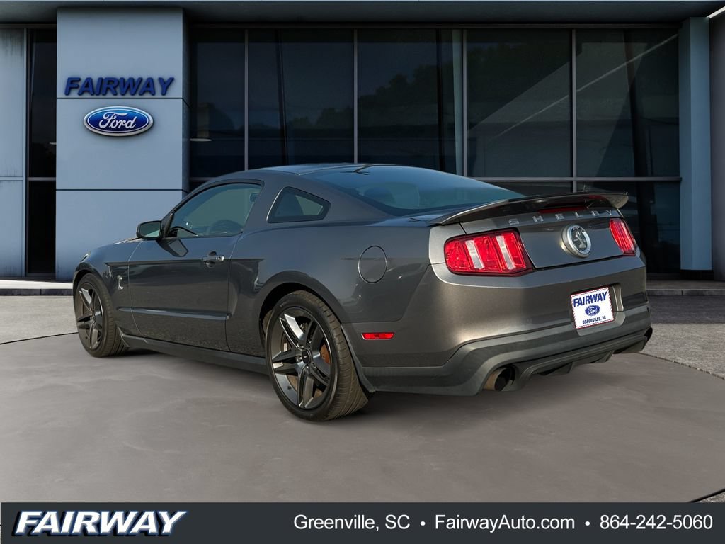 Used 2010 Ford Mustang Shelby GT500 RWD image 4
