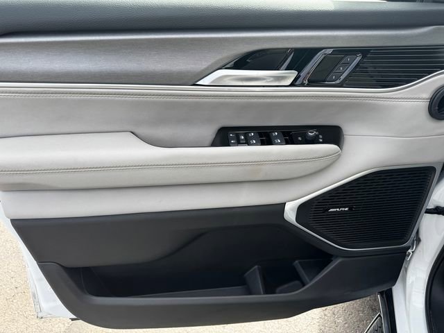 Certified 2025 Jeep Wagoneer Series III image 23