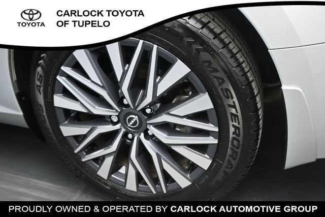 Used 2023 Nissan Altima 2.5 SV w/ SV Premium Package FWD image 18