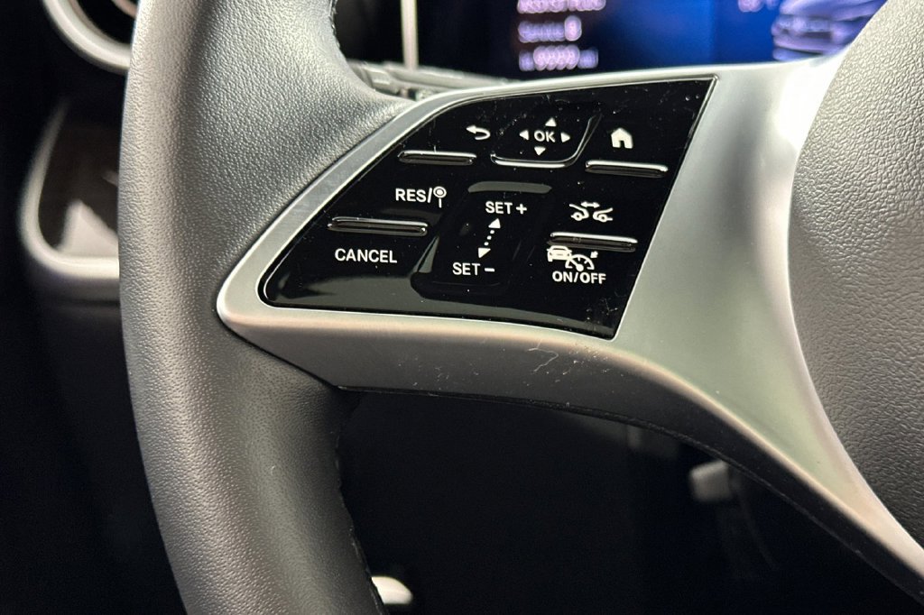 Certified 2026 Mercedes-Benz GLC 300 image 27