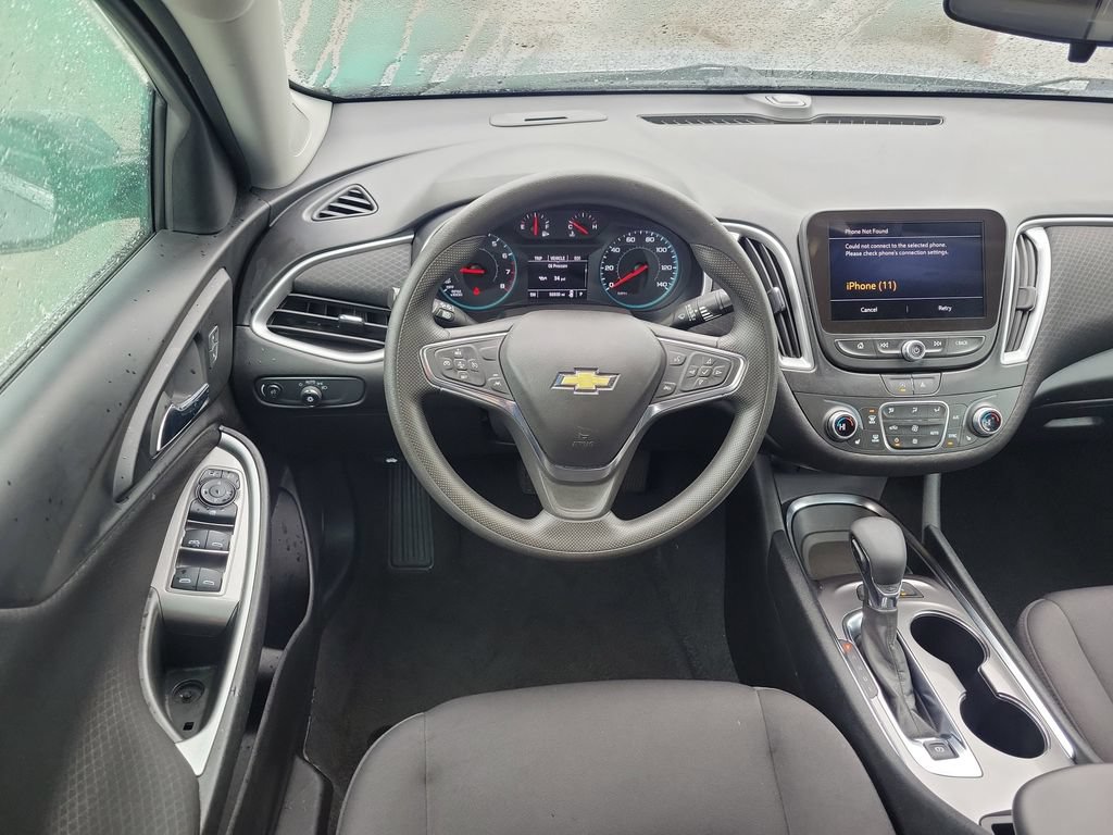 Used 2025 Chevrolet Malibu LT FWD image 8