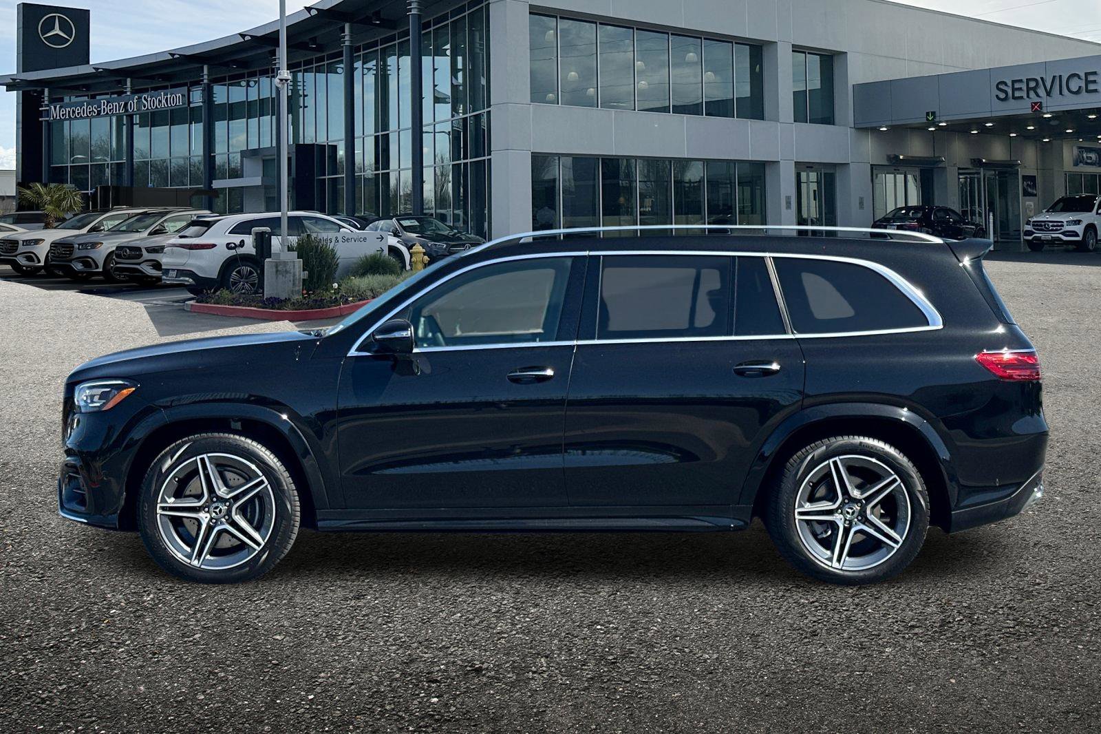 New 2025 Mercedes-Benz GLS 450 4MATIC image 7