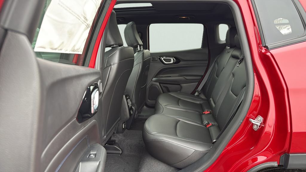 New 2026 Jeep Compass Limited w/ Sun, Sound & Navigation Group image 20