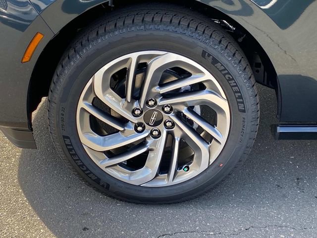 New 2026 Lincoln Navigator Reserve AWD/4WD image 5