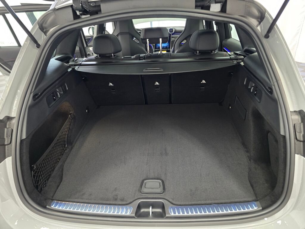 New 2026 Mercedes-Benz GLC 43 AMG 4MATIC image 11