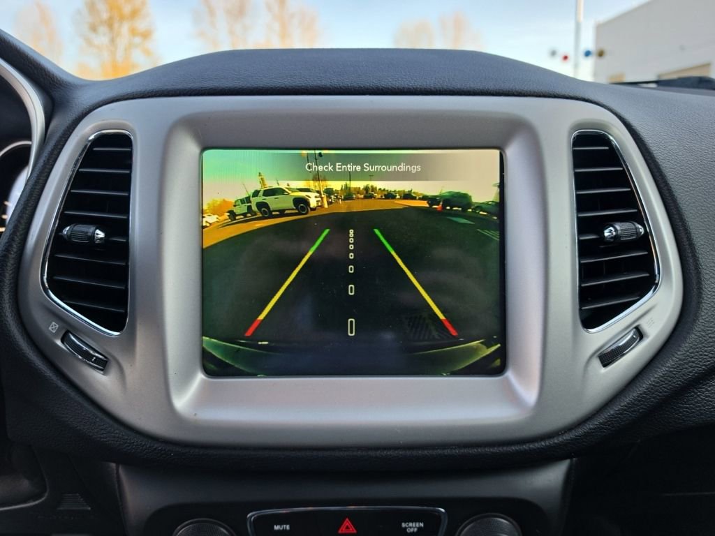 Used 2020 Jeep Compass High Altitude image 15
