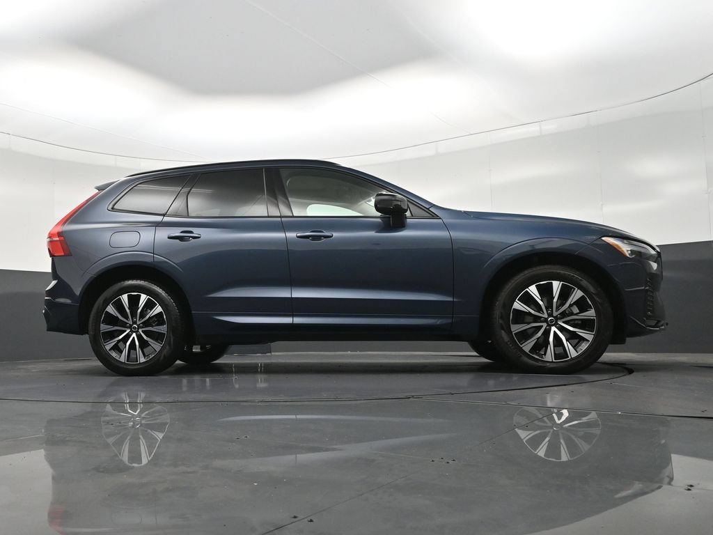 Certified 2024 Volvo XC60 B5 Core AWD/4WD image 31