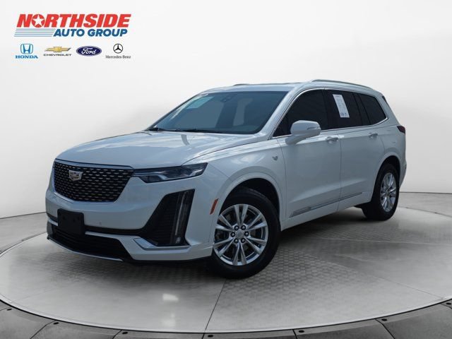 Certified 2025 Cadillac XT6 Luxury FWD image 3