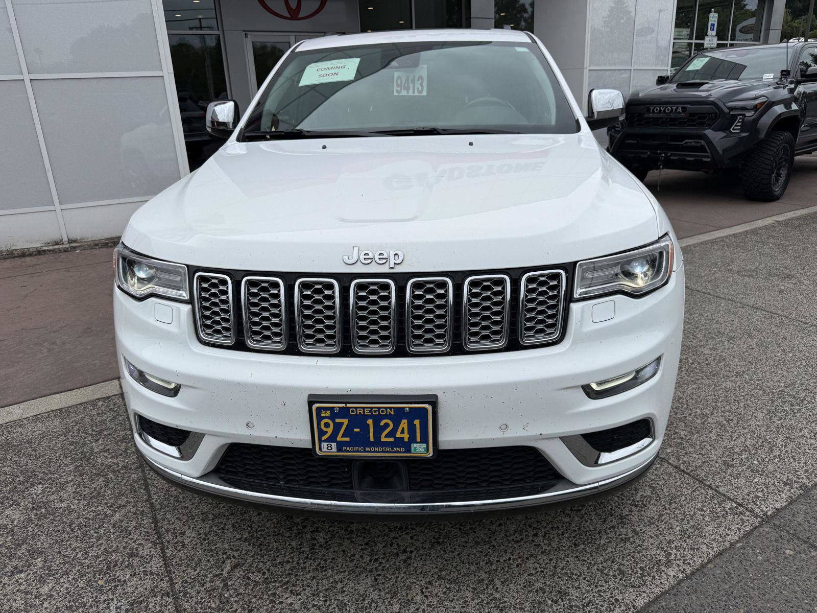 Used 2020 Jeep Grand Cherokee Summit AWD/4WD image 8