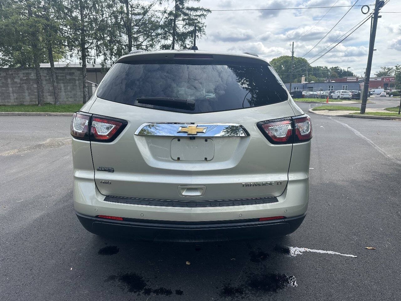 Used 2016 Chevrolet Traverse LT AWD/4WD image 7
