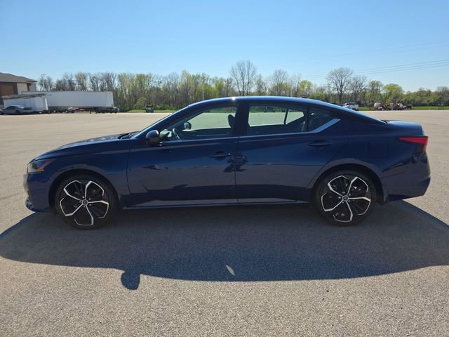 Used 2023 Nissan Altima 2.5 SR image 10