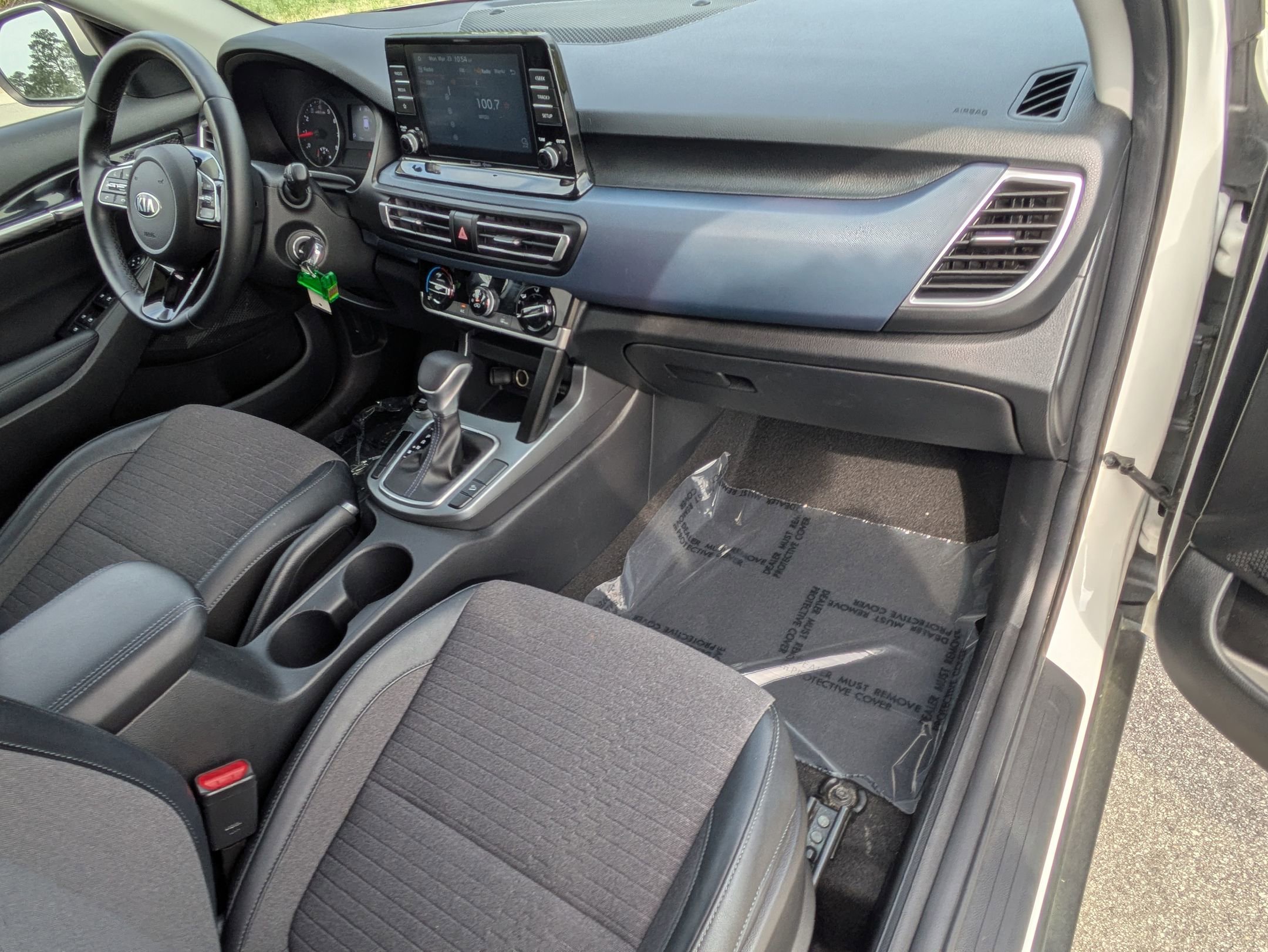 Used 2021 Kia Seltos S image 24