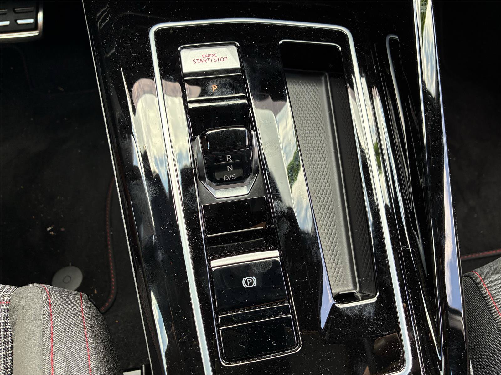Certified 2026 Volkswagen GTI S FWD image 29