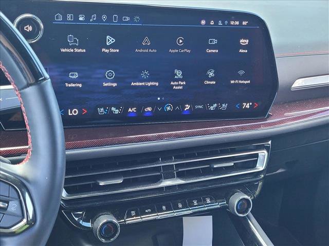 Used 2024 Chevrolet Traverse RS image 9