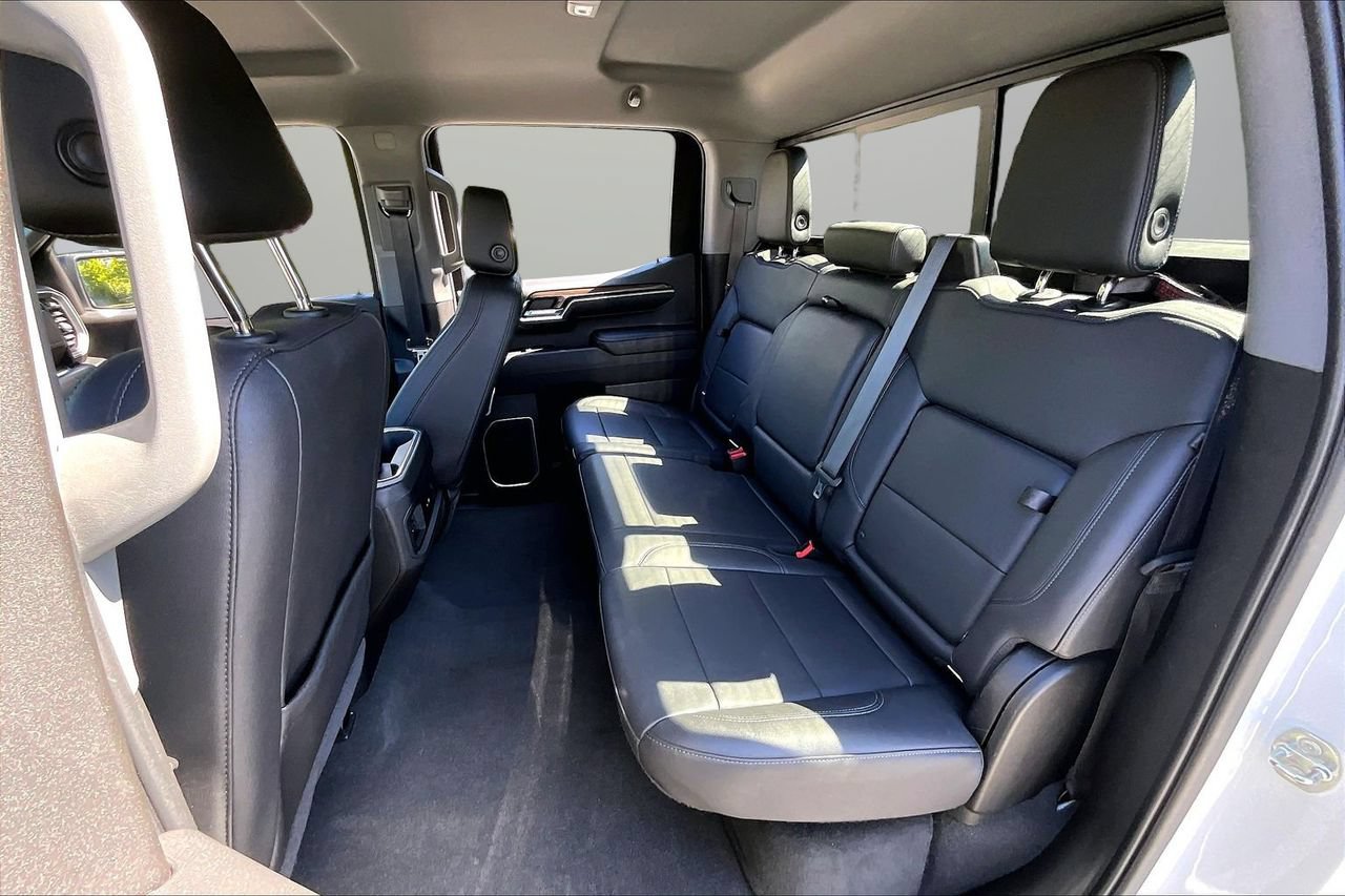 Used 2023 Chevrolet Silverado 1500 RST w/ Convenience Package II AWD/4WD image 22