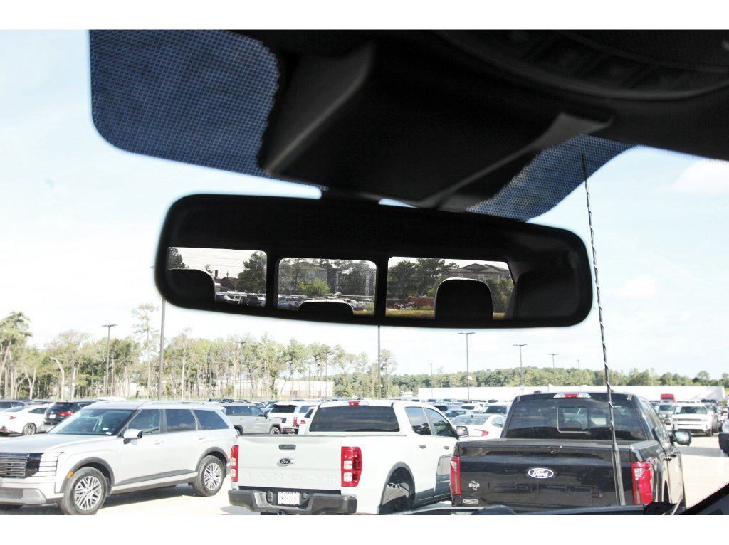 Certified 2022 Ford F250 Lariat w/ Lariat Ultimate Package AWD/4WD image 27