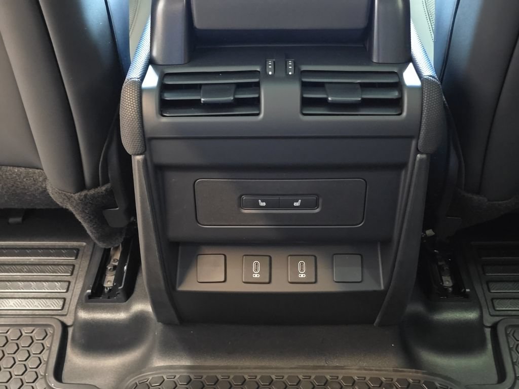 New 2026 Land Rover Defender 110 S AWD/4WD image 23