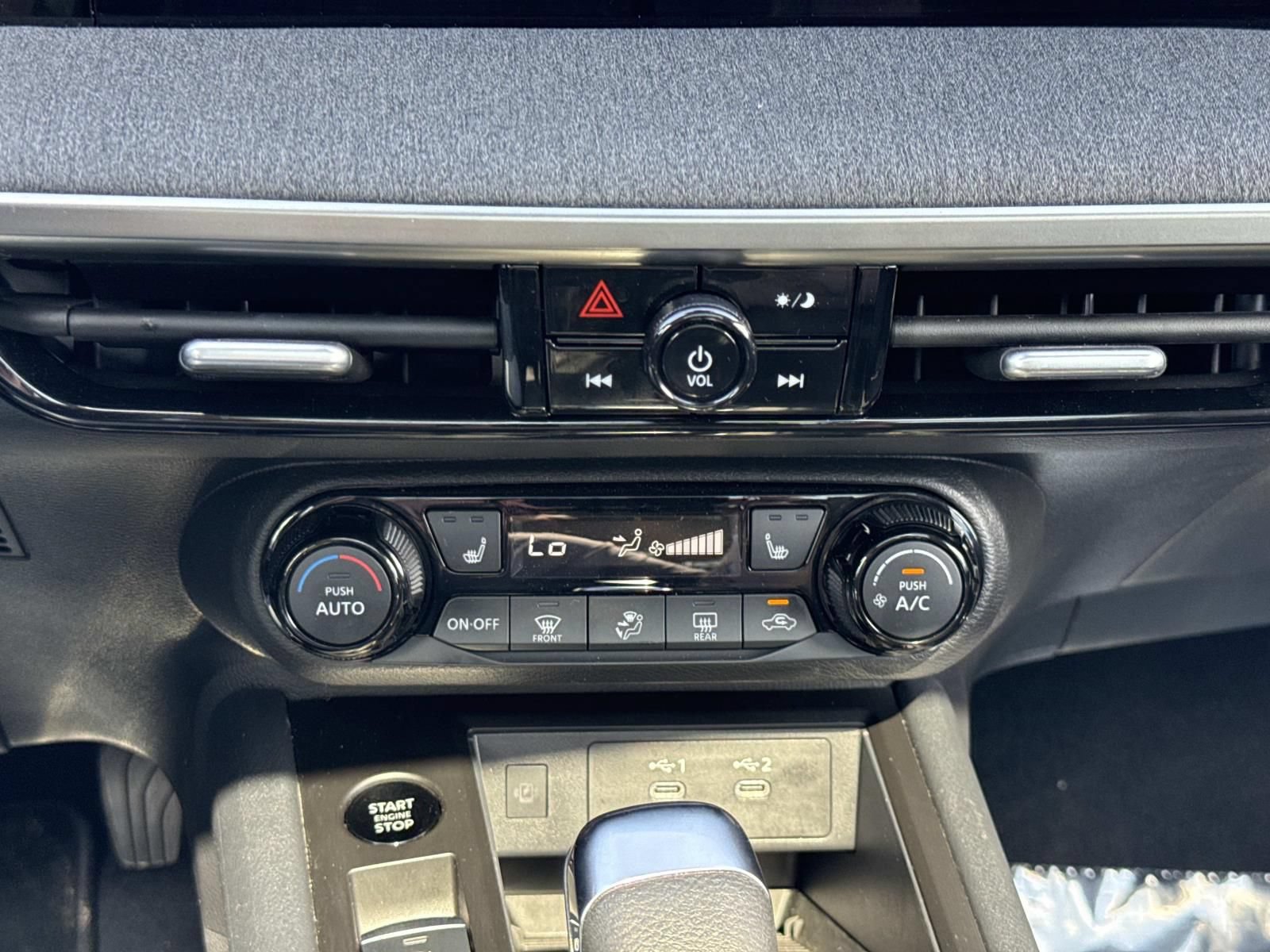 Certified 2026 Nissan Kicks SV w/ SV Premium Package AWD/4WD image 12